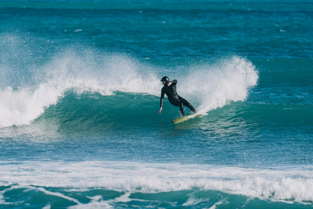 Understanding How Surfboard Rails and Contours Shape Your Ride